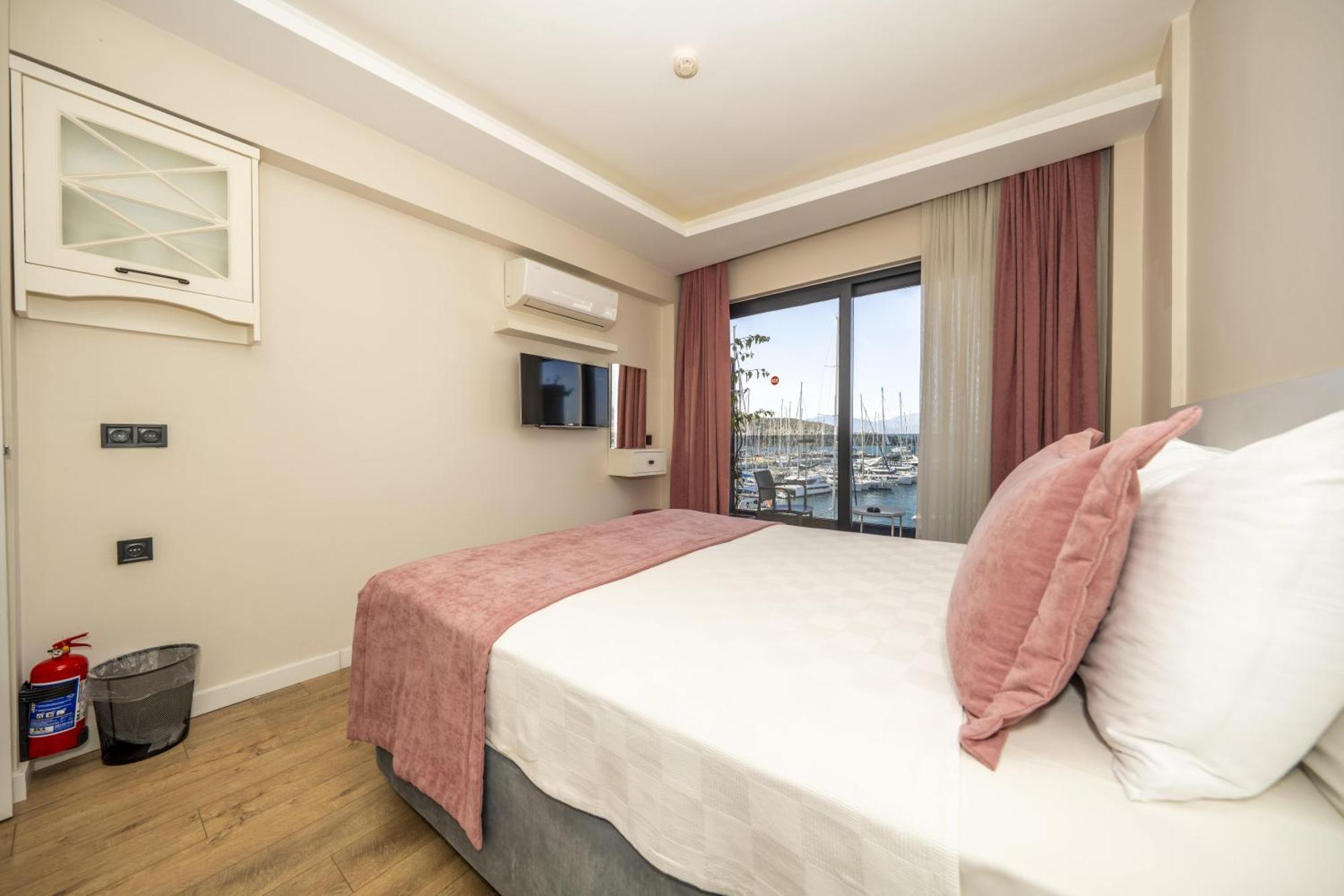 Ece Marina Suites 费特希耶 外观 照片